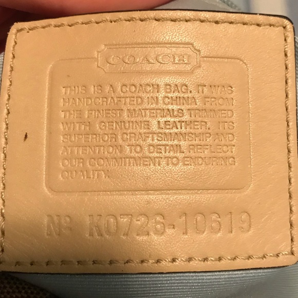 Coach signature gold shoulder bag - Picture 5 of 5